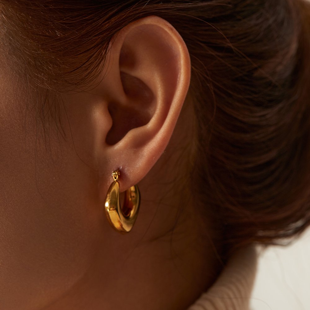 Oro Contour Hoops - Image 3