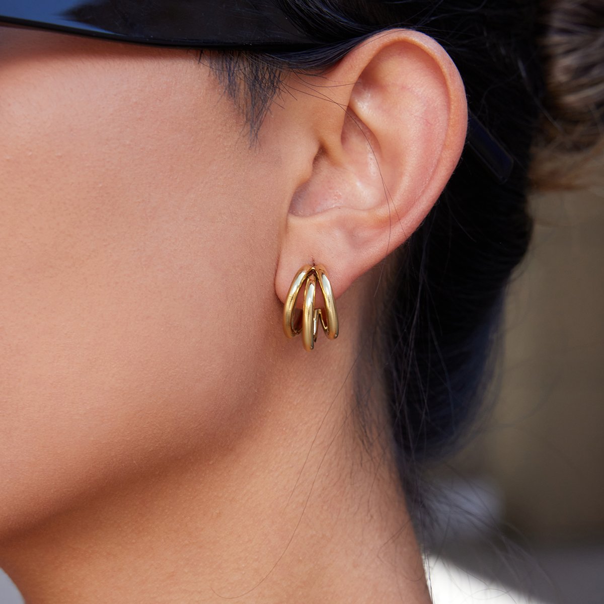 Oro Radiant Duo Hoops - Image 4