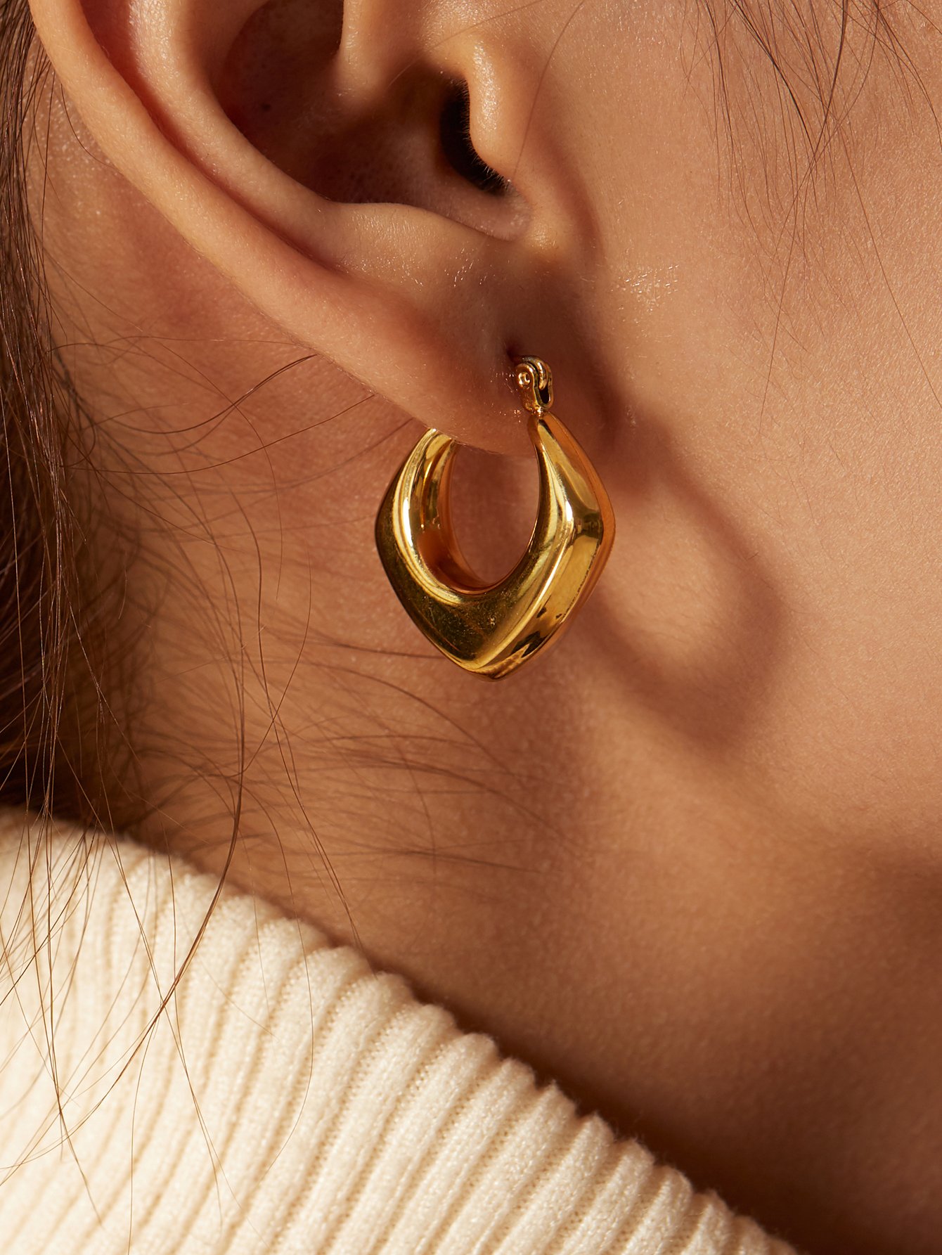 Oro Contour Hoops - Image 2