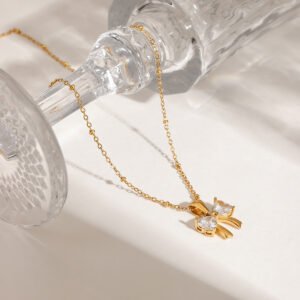 Gold Stainless Steel Pendant Necklace – Elegant Everyday Jewelry