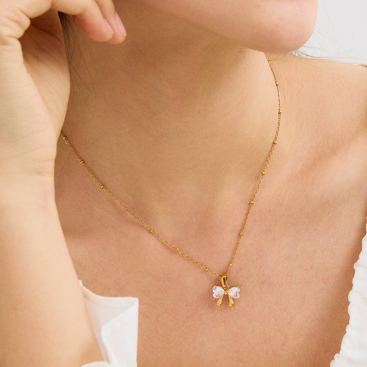 Gold Stainless Steel Pendant Necklace – Elegant Everyday Jewelry - Image 2