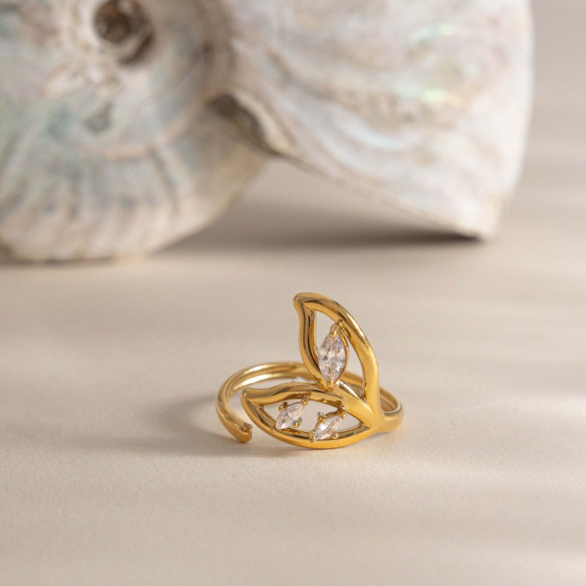 Golden Twist Open Ring – Adjustable Stainless Steel Hypoallergenic Ring - Image 4